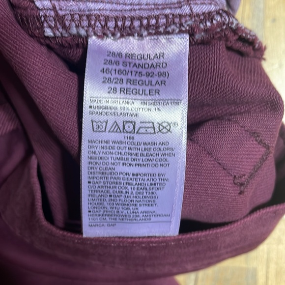 NWT women’s Gap 90’s loose mid rise jeans - Picture 8 of 13